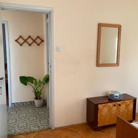 Matilda - Seaview & Parking マカルスカ