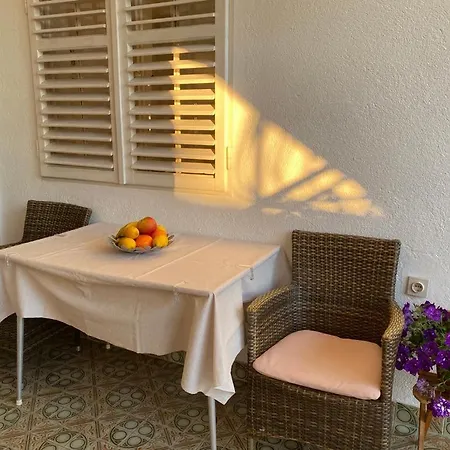 Matilda - Seaview & Parking * 마카르스카