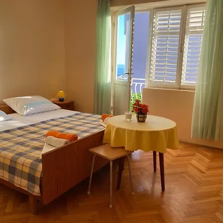 Matilda - Seaview & Parking Apartmán Makarská