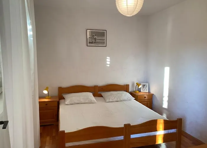 Matilda - Seaview & Parking