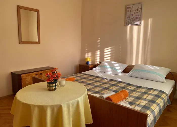 Matilda - Seaview & Parking