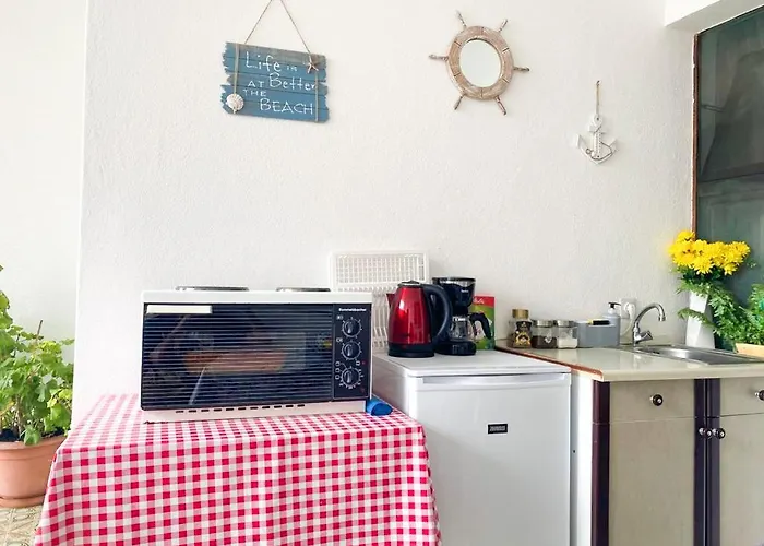 Matilda - Seaview & Parking